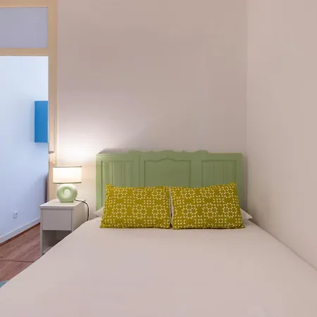 Arroios Base - 2br & Workspace By Lovelystay * Lisboa