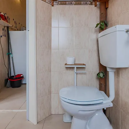 Arroios Base - 2br & Workspace By Lovelystay
