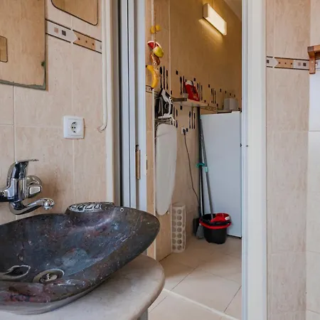Apartamento Arroios Base - 2br & Workspace By Lovelystay *